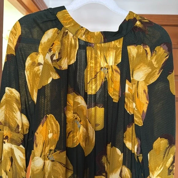 Floral Maxi Dress - Picture 2 of 3